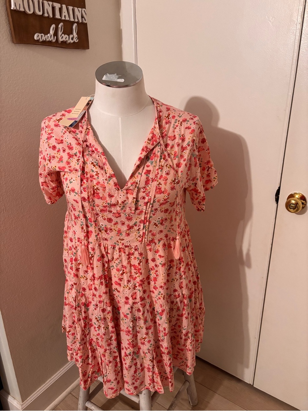 Pink Floral Short-Sleeve V-Neck Maxi Dress